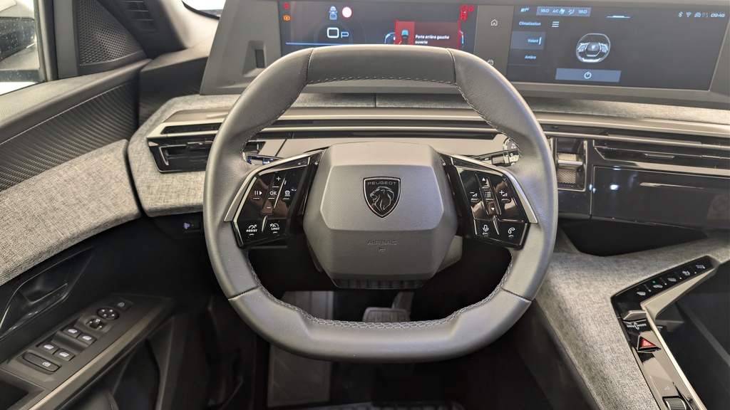 Peugeot 5008 HYBRID 145 CH E-DCS6 ALLURE