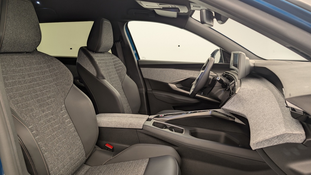 Peugeot 5008 HYBRID 145 CH E-DCS6 ALLURE