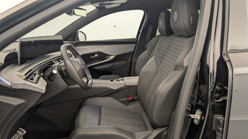 Peugeot 3008 Hybrid 145 e-DCS6 GT