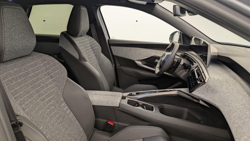 Peugeot 3008 Hybrid 145 e-DCS6 Allure