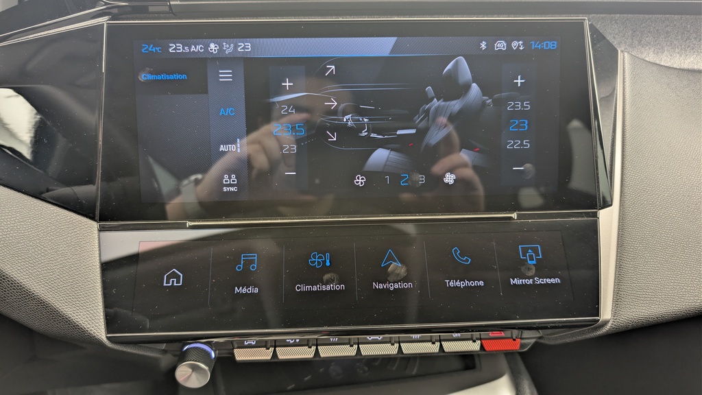 Peugeot 408 Hybrid 145 e-DCS6 Allure