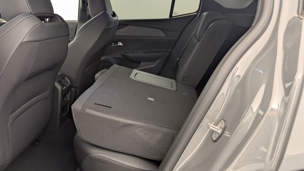 Peugeot 408 Hybrid 145 e-DCS6 Allure