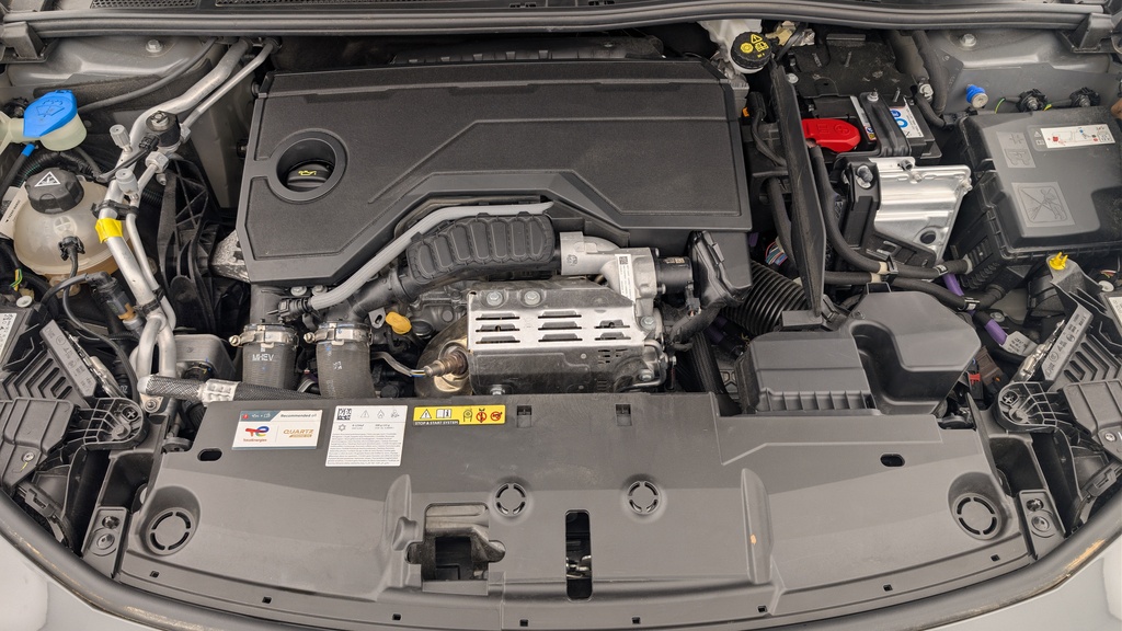 Peugeot 408 Hybrid 145 e-DCS6 Allure