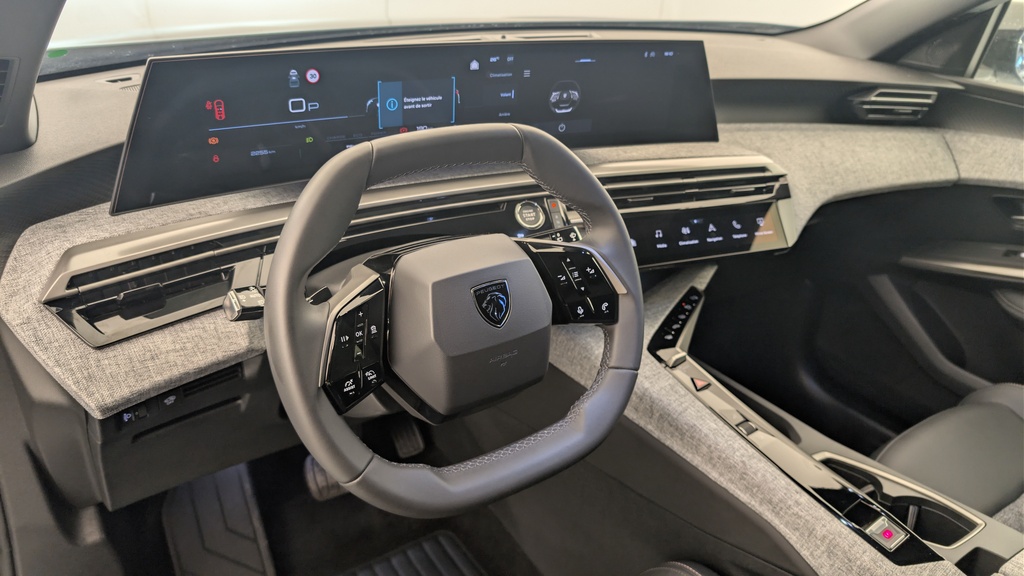 Peugeot 5008 HYBRID 145 CH E-DCS6 ALLURE