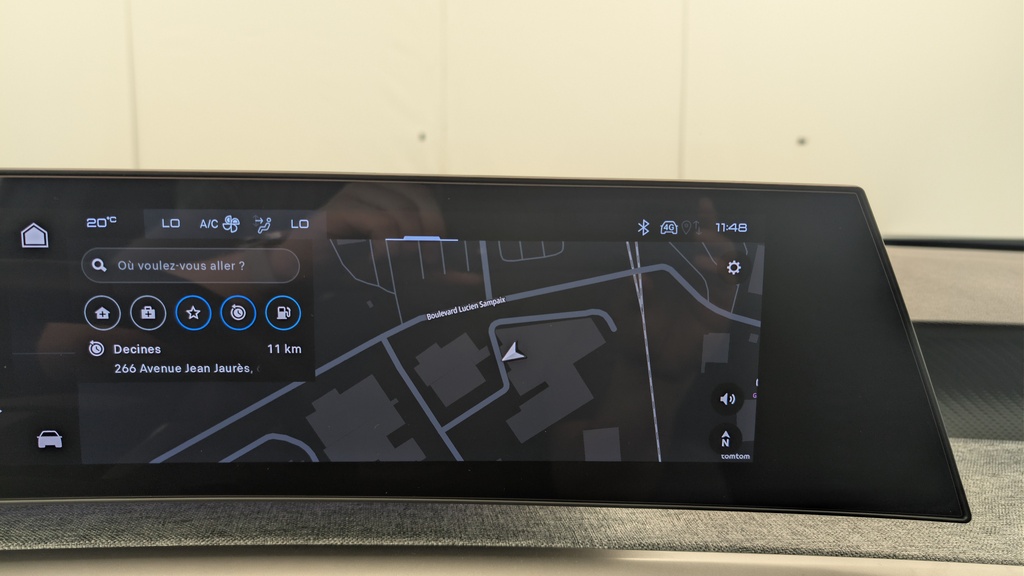 Peugeot 5008 HYBRID 145 CH E-DCS6 ALLURE