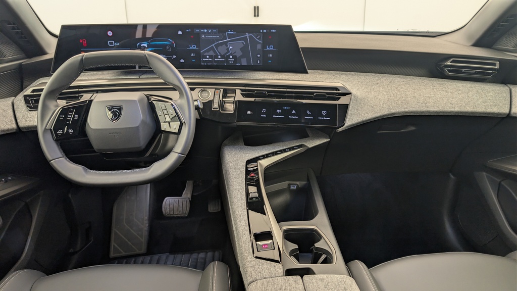 Peugeot 5008 HYBRID 145 CH E-DCS6 ALLURE