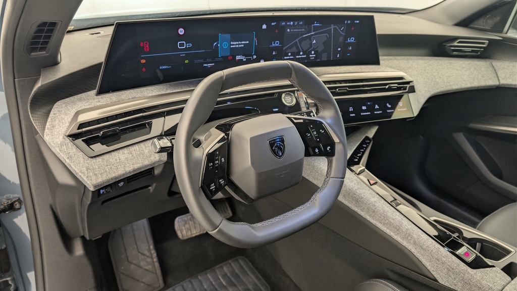 Peugeot 5008 HYBRID 145 CH E-DCS6 ALLURE