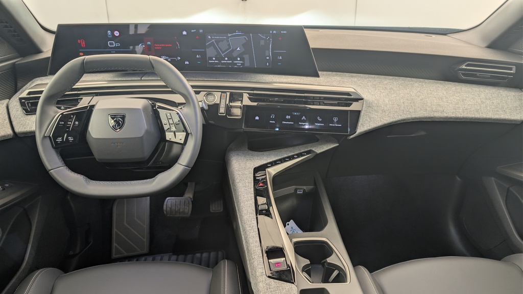 Peugeot 5008 HYBRID 145 CH E-DCS6 ALLURE
