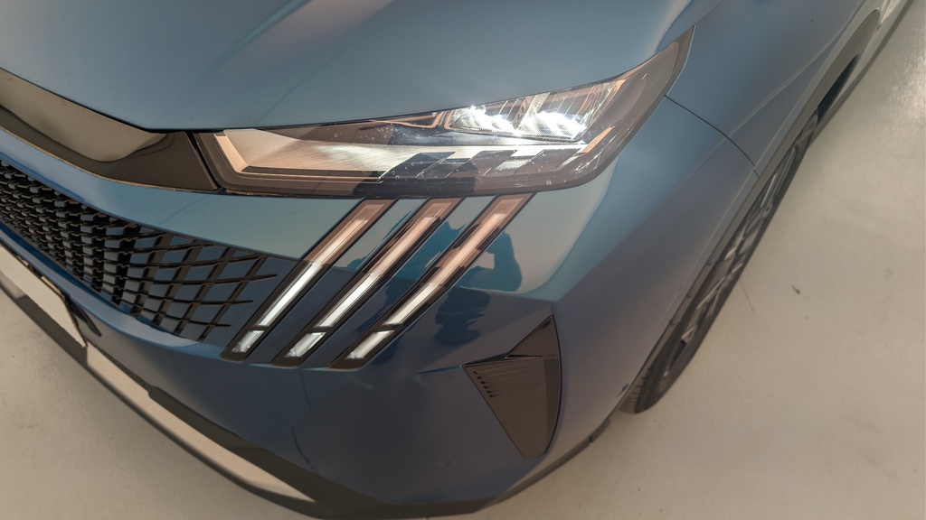 Peugeot 5008 HYBRID 145 CH E-DCS6 ALLURE