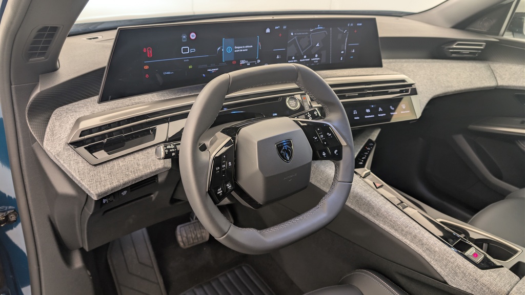 Peugeot 5008 HYBRID 145 CH E-DCS6 ALLURE