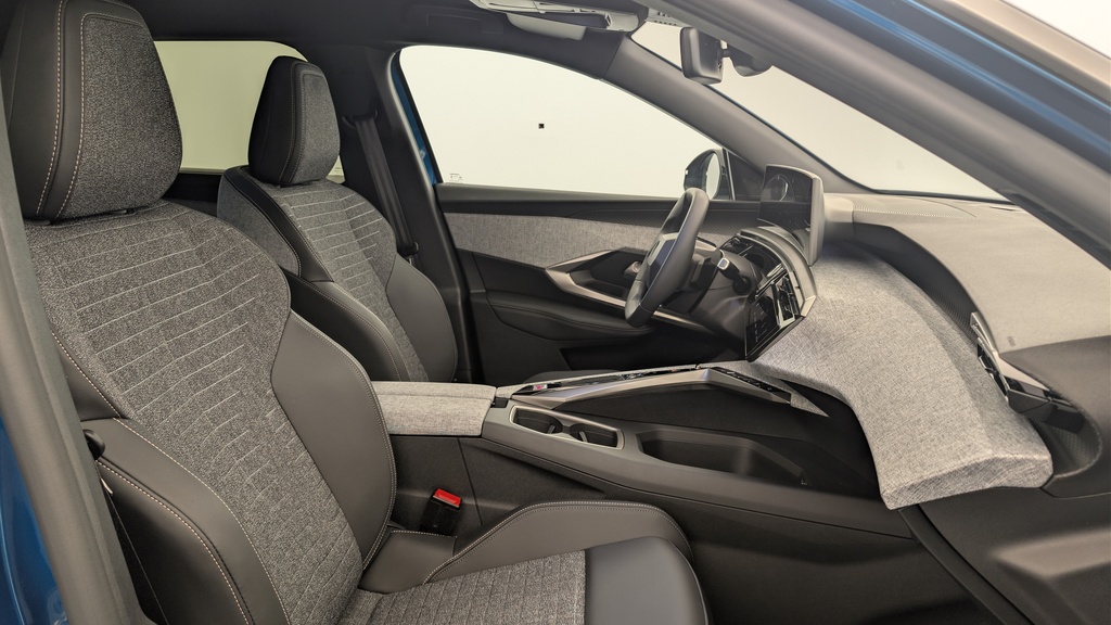 Peugeot 5008 HYBRID 145 CH E-DCS6 ALLURE