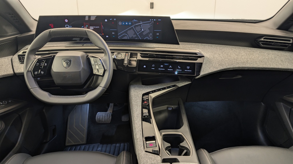 Peugeot 5008 HYBRID 145 CH E-DCS6 ALLURE