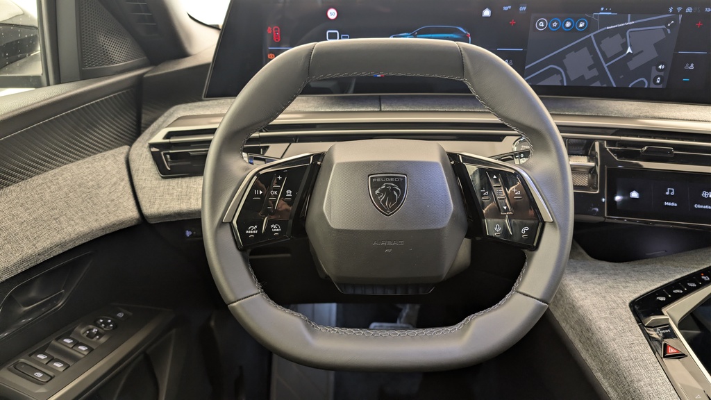 Peugeot 5008 HYBRID 145 CH E-DCS6 ALLURE