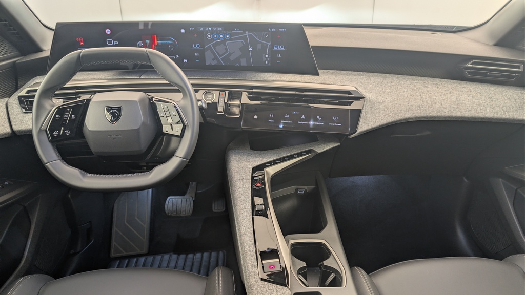 Peugeot 5008 HYBRID 145 CH E-DCS6 ALLURE