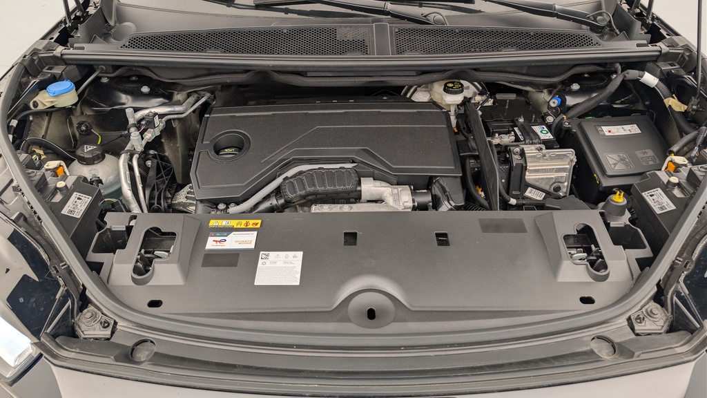Peugeot 5008 HYBRID 145 CH E-DCS6 ALLURE