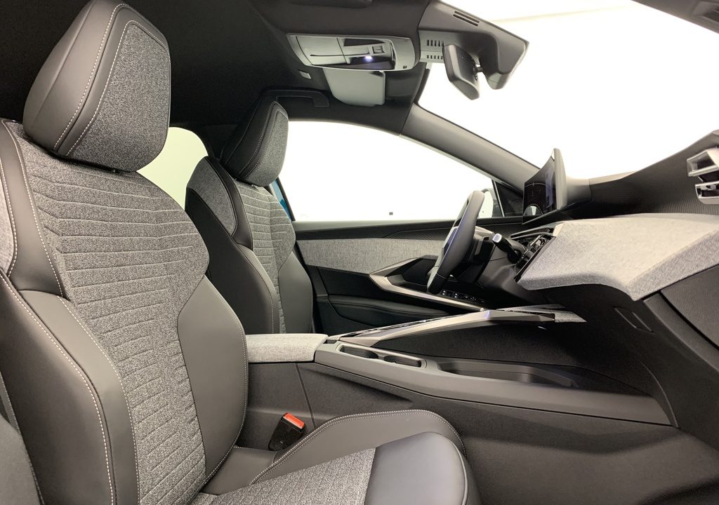 Peugeot 3008 Hybrid 145 e-DCS6 Allure