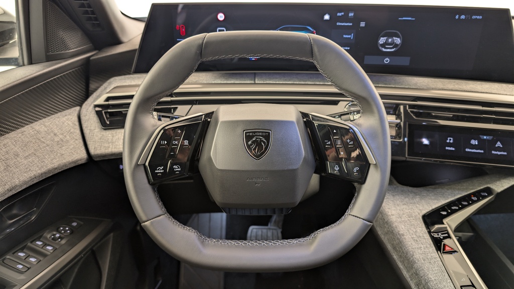 Peugeot 5008 HYBRID 145 CH E-DCS6 ALLURE