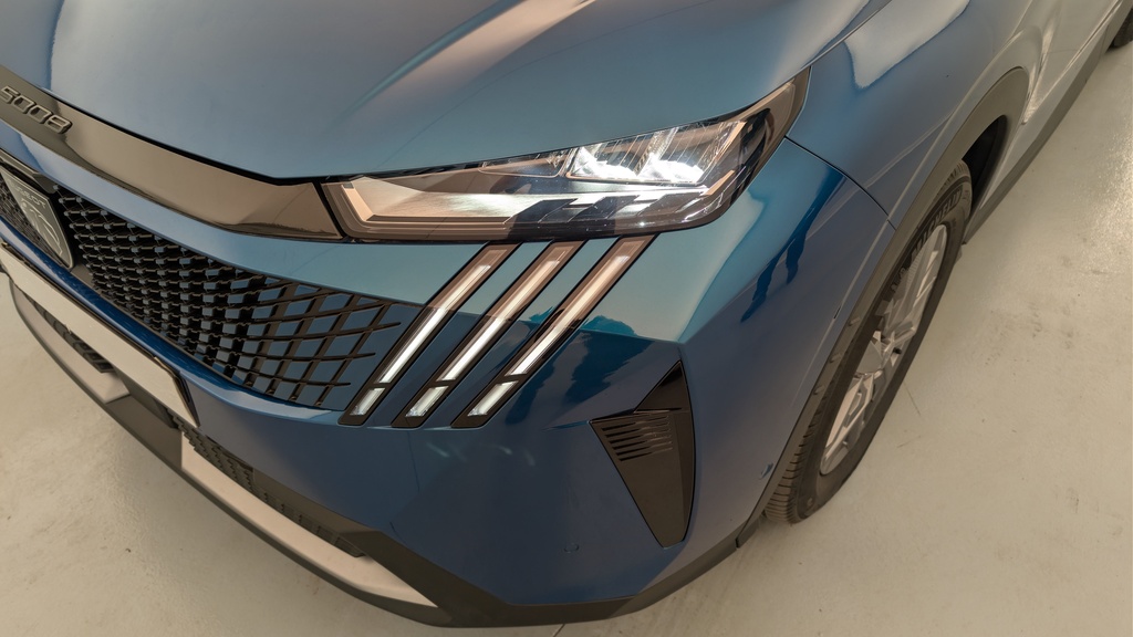 Peugeot 5008 HYBRID 145 CH E-DCS6 ALLURE