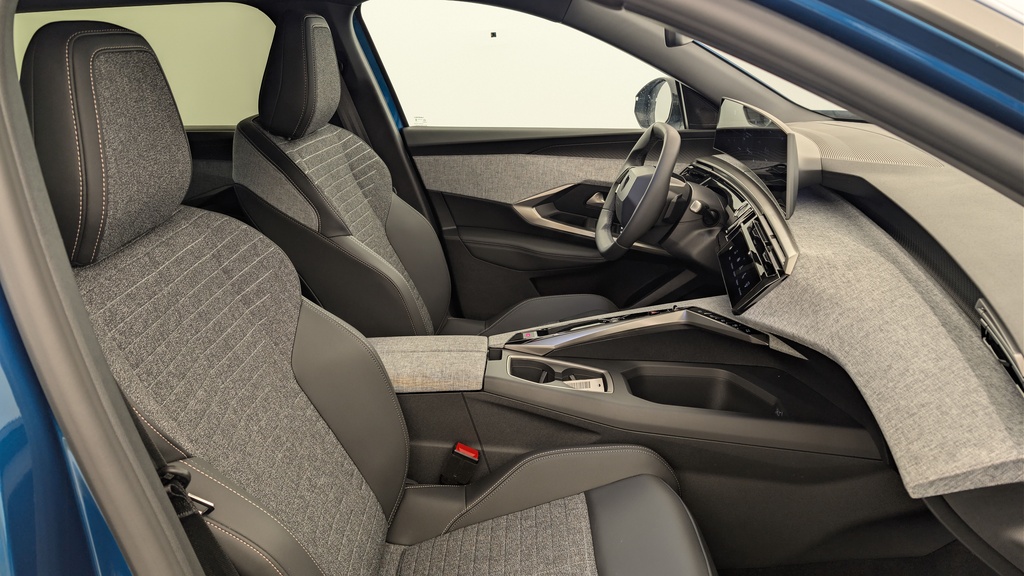 Peugeot 5008 HYBRID 145 CH E-DCS6 ALLURE