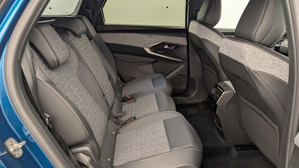 Peugeot 5008 HYBRID 145 CH E-DCS6 ALLURE