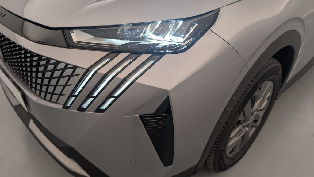 Peugeot 5008 HYBRID 145 CH E-DCS6 ALLURE