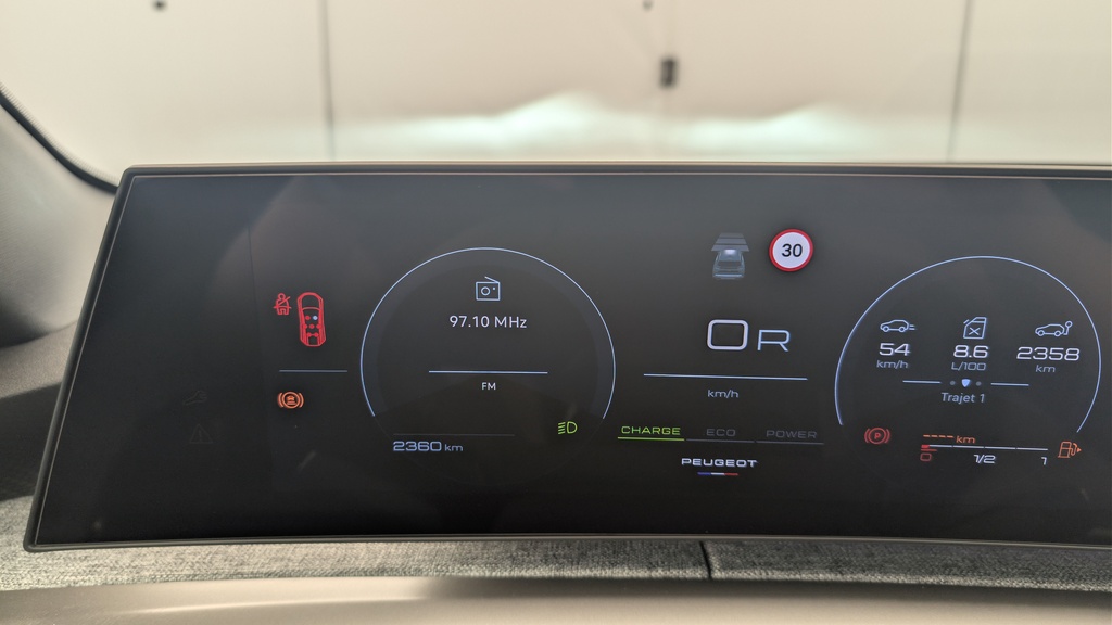 Peugeot 5008 HYBRID 145 CH E-DCS6 ALLURE