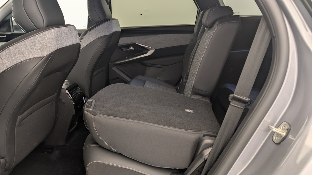 Peugeot 5008 HYBRID 145 CH E-DCS6 ALLURE