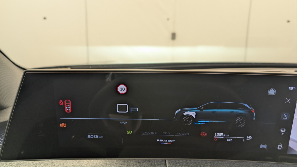 Peugeot 5008 HYBRID 145CH E-DCS6 GT