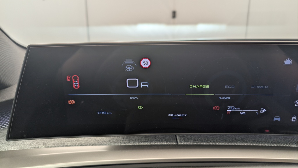 Peugeot 5008 HYBRID 145CH E-DCS6 GT