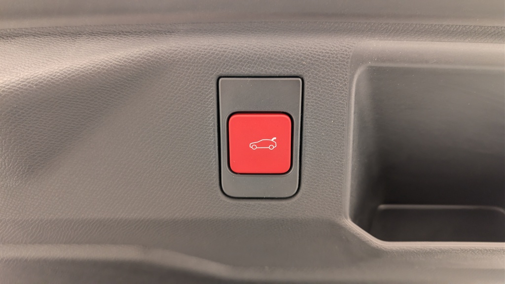 Peugeot 5008 HYBRID 145CH E-DCS6 GT