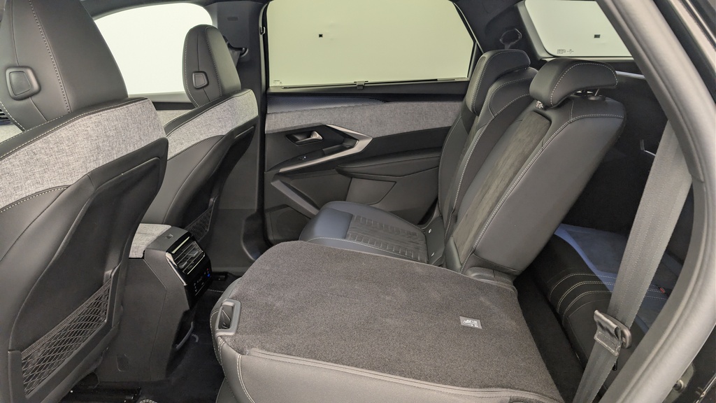 Peugeot 5008 HYBRID 145CH E-DCS6 GT