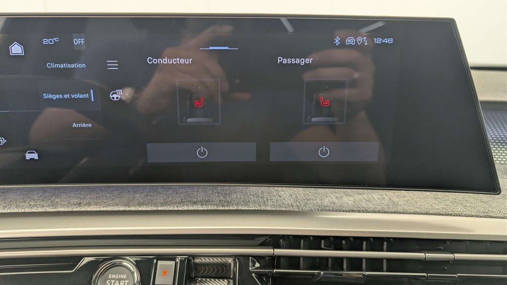 Peugeot 5008 HYBRID 145CH E-DCS6 GT