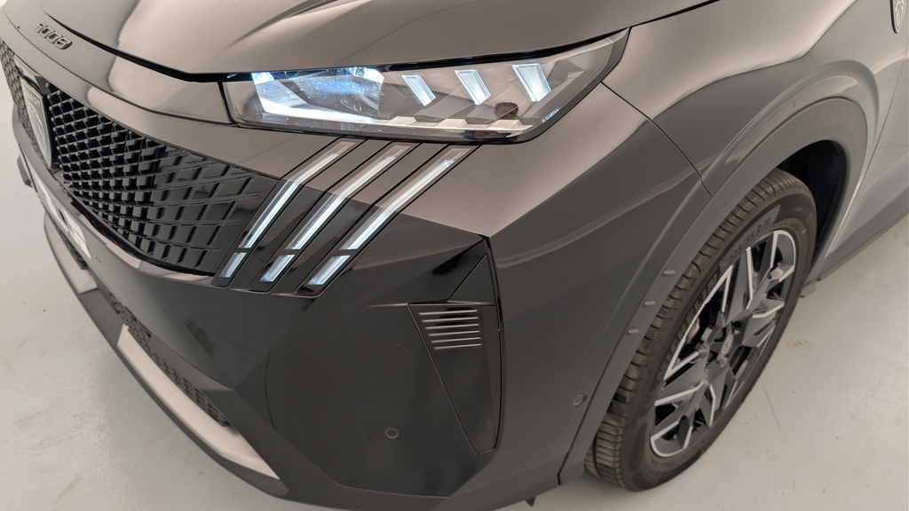 Peugeot 5008 HYBRID 145CH E-DCS6 GT