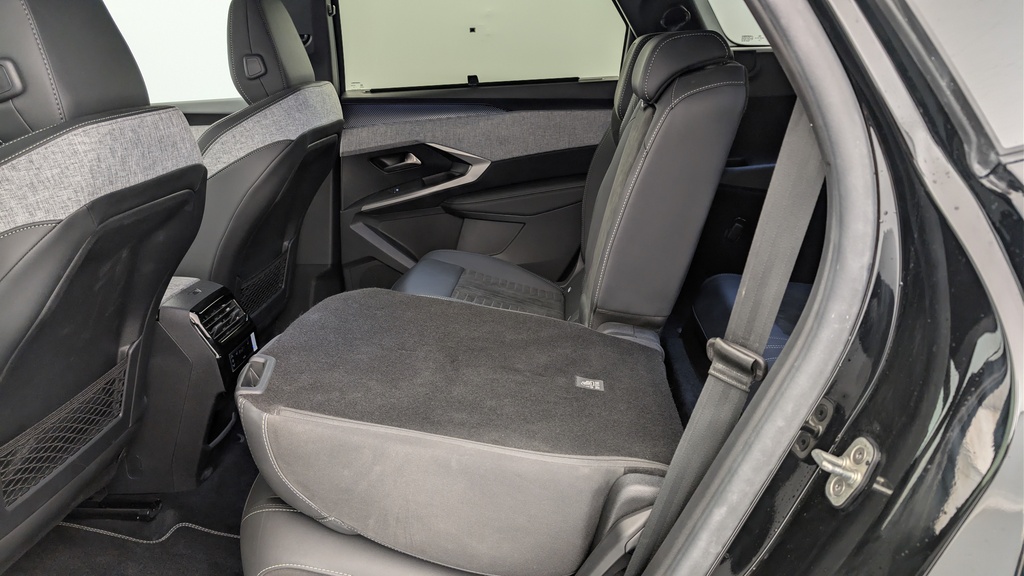 Peugeot 5008 HYBRID 145CH E-DCS6 GT