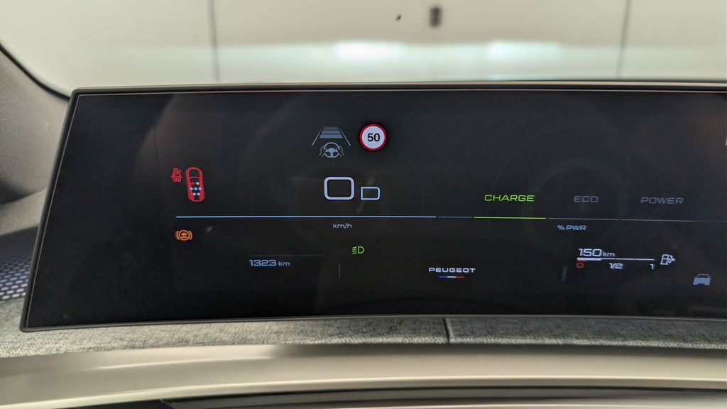 Peugeot 5008 HYBRID 145CH E-DCS6 GT