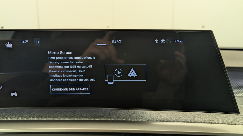 Peugeot 5008 HYBRID 145CH E-DCS6 GT