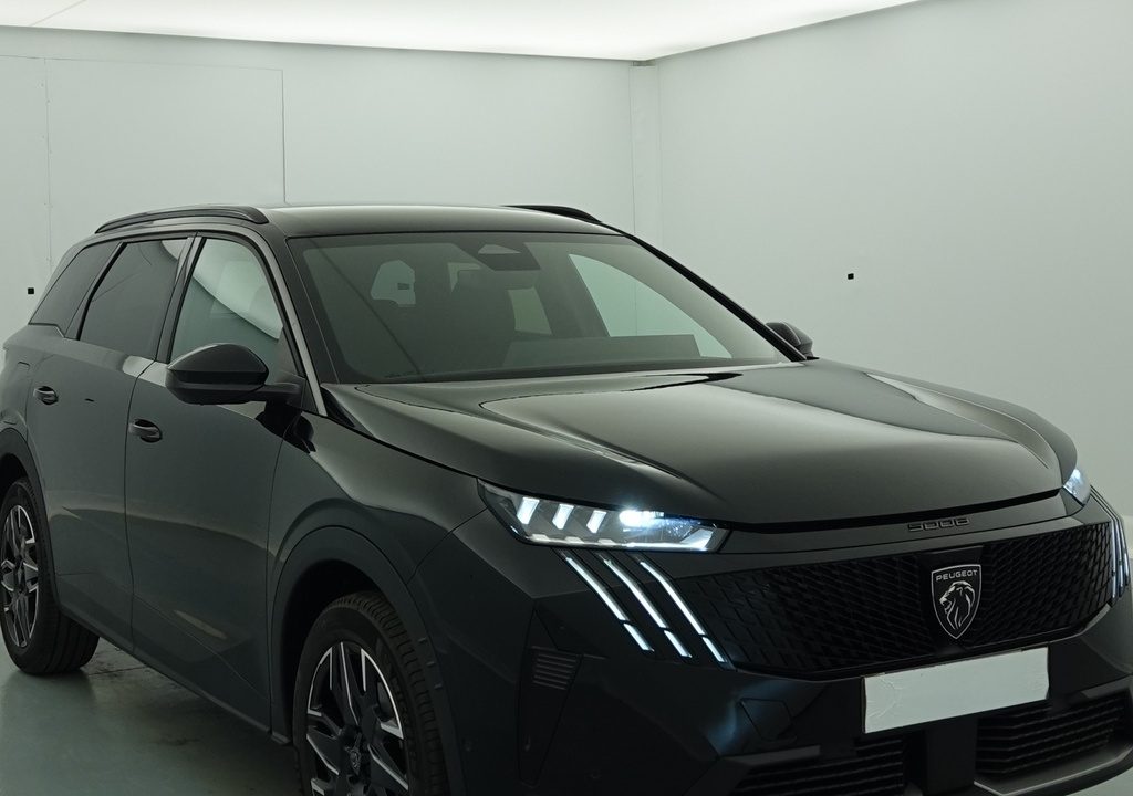 Peugeot 5008 HYBRID 145CH E-DCS6 GT