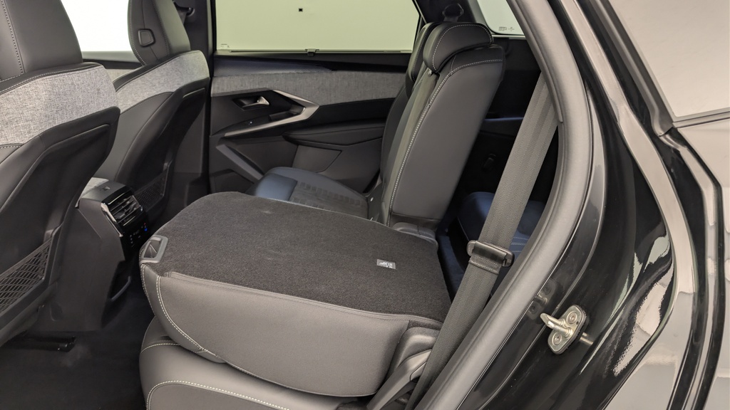 Peugeot 5008 HYBRID 145CH E-DCS6 GT