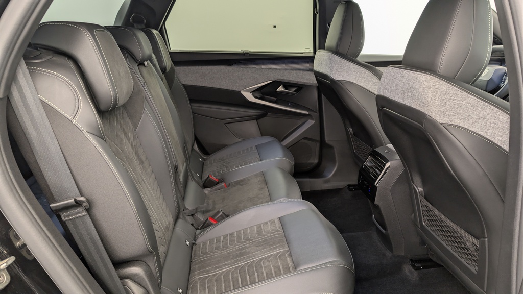 Peugeot 5008 HYBRID 145CH E-DCS6 GT