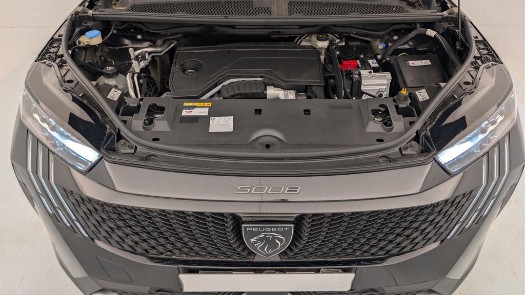 Peugeot 5008 HYBRID 145CH E-DCS6 GT