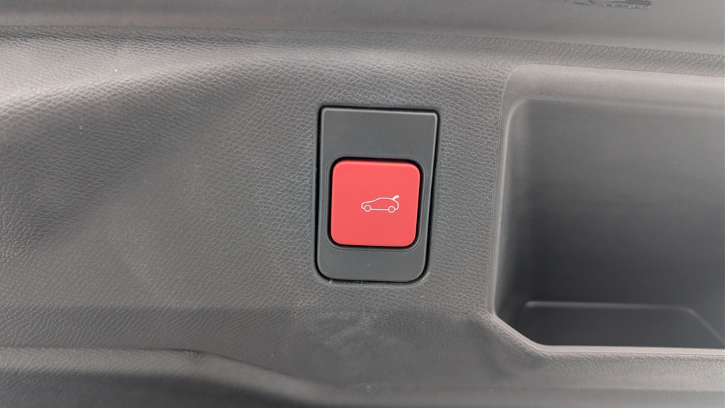 Peugeot 5008 HYBRID 145CH E-DCS6 GT