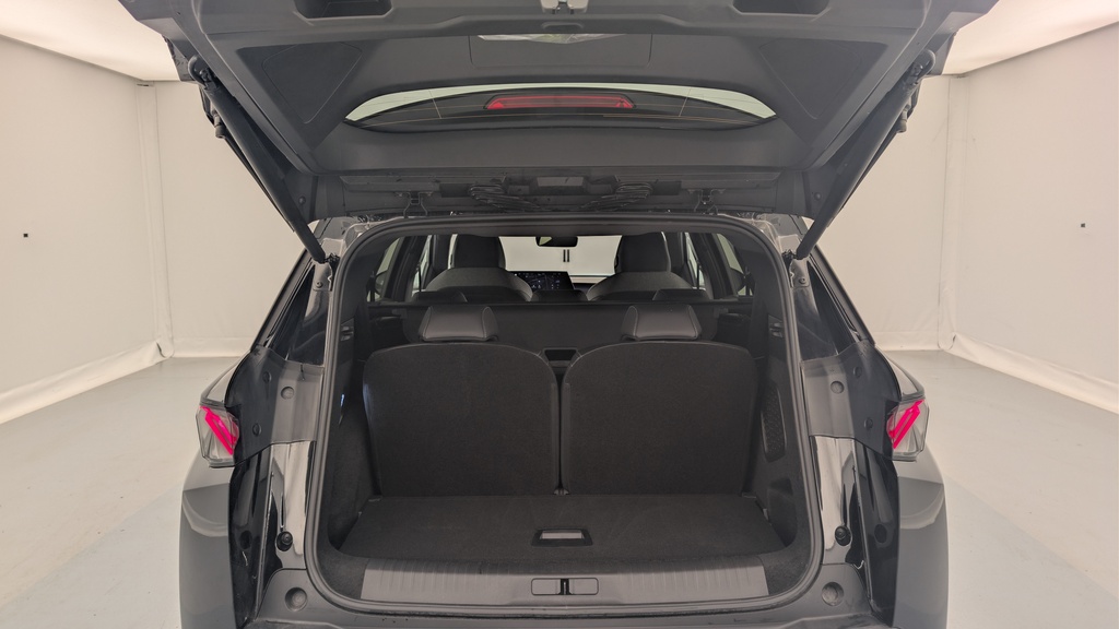 Peugeot 5008 HYBRID 145CH E-DCS6 GT