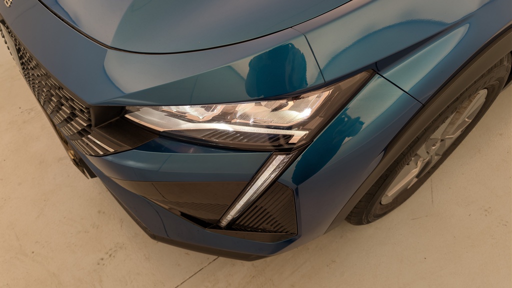 Peugeot 408 Hybrid 145 e-DCS6 Allure