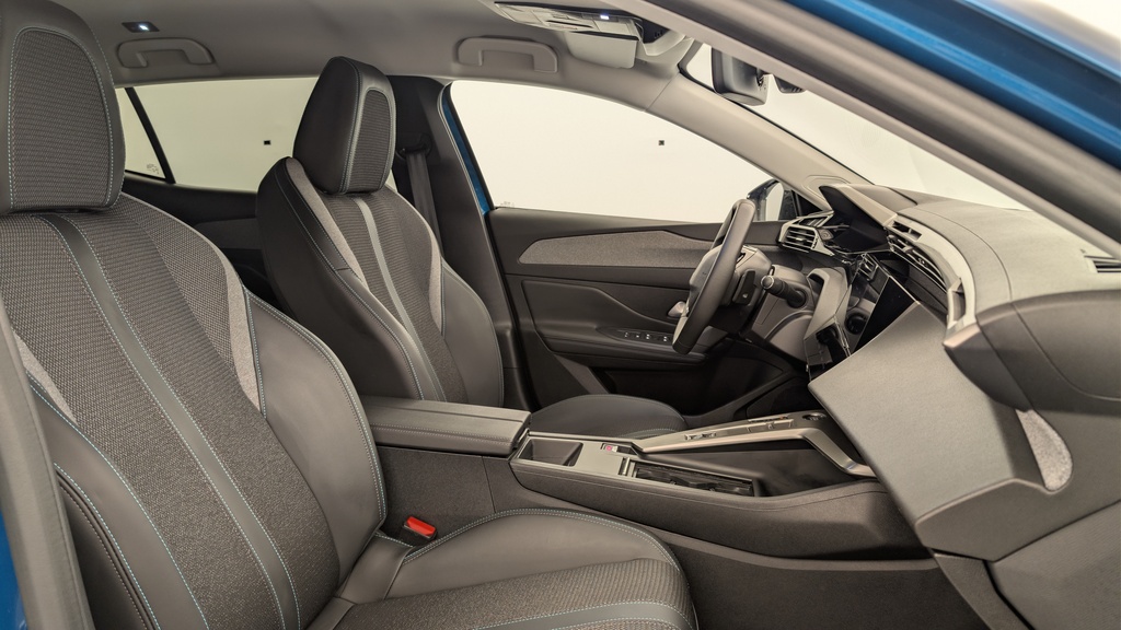 Peugeot 408 Hybrid 145 e-DCS6 Allure
