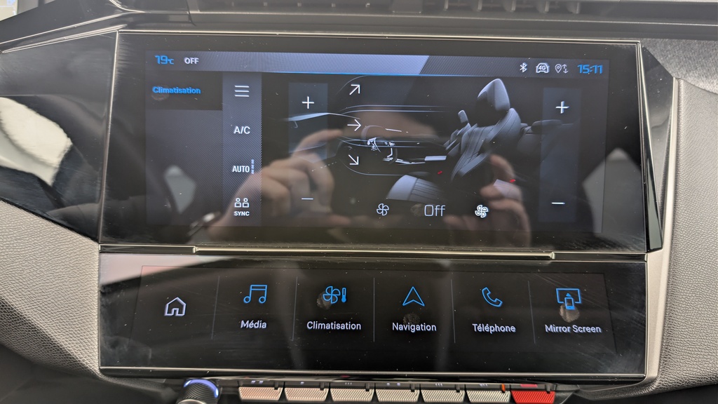 Peugeot 408 Hybrid 145 e-DCS6 Allure