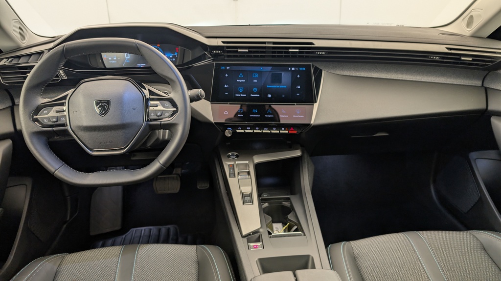 Peugeot 408 Hybrid 145 e-DCS6 Allure