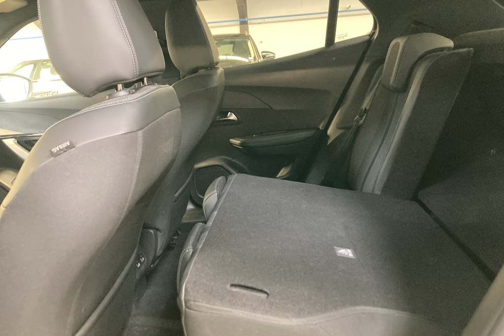 Peugeot 2008 PureTech 100 S&S BVM6 Allure