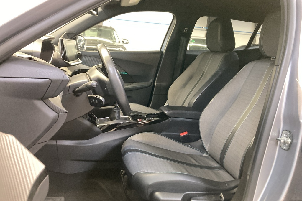 Peugeot 2008 PureTech 100 S&S BVM6 Allure
