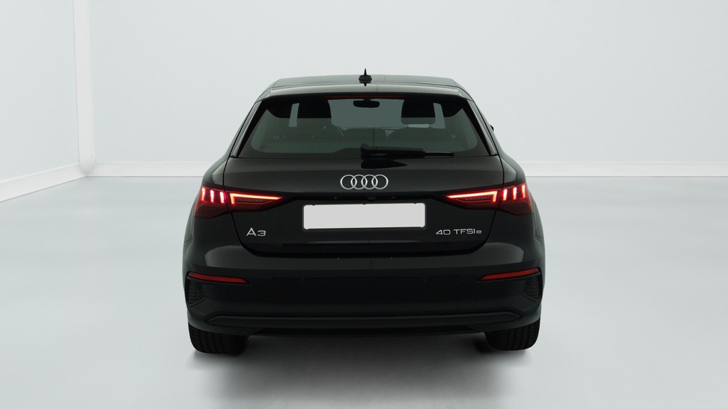 Audi A3 SPORTBACK 40 TFSIE 204 S TRONIC 6 BUSINESS LINE
