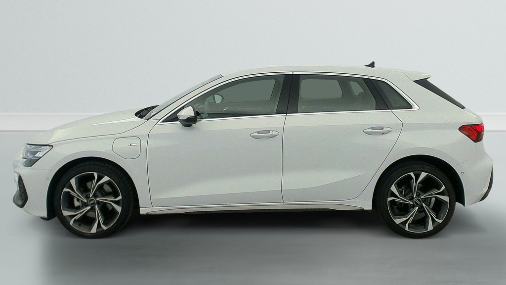 Audi A3 SPORTBACK TFSI e Hybride rechargeable 204 S tronic 6 S line